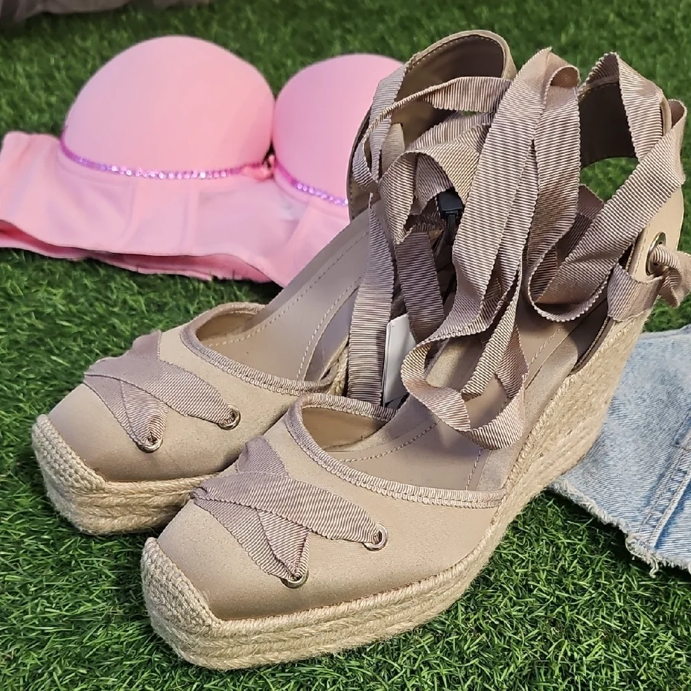 Elegant Beige Espadrille Wedge Sandals